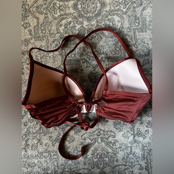 Shade and Shore Bikini Top - Picture 3 of 4